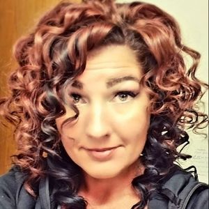 Meet your Posher, Cherie